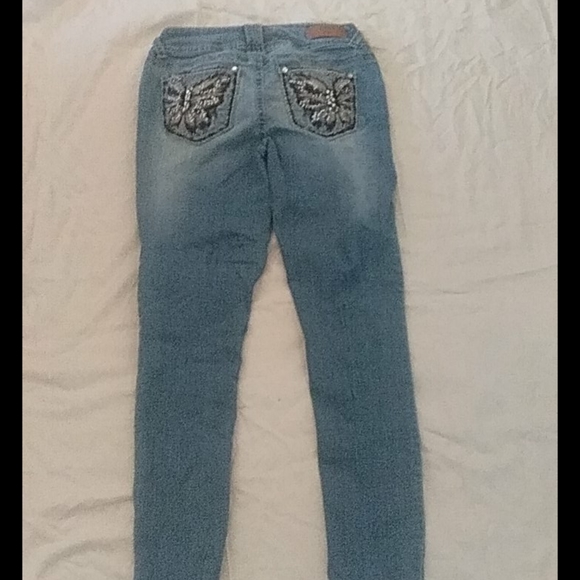 Jeans - Picture 2 of 3